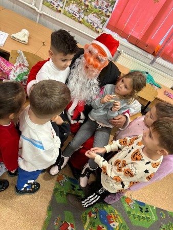 5c4d688b-16d4-4f79-ace2-850e6bf421a4