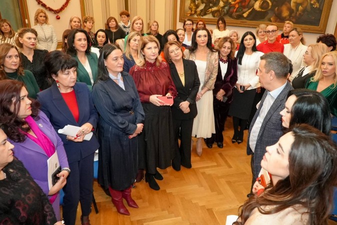 602429985_2066096850826423_8277150155866369685_n