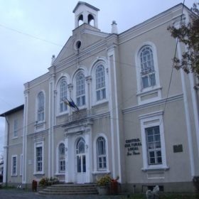 centrul cultural Ion Vinea