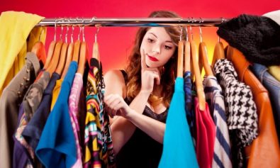 girl-deciding-what-to-wear-and-leave