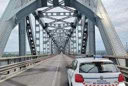 Podul Prieteniei- Politia de Frontiera