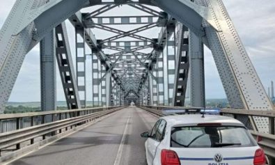 Podul Prieteniei- Politia de Frontiera