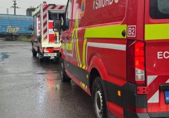 ambulanta accident auto-tren